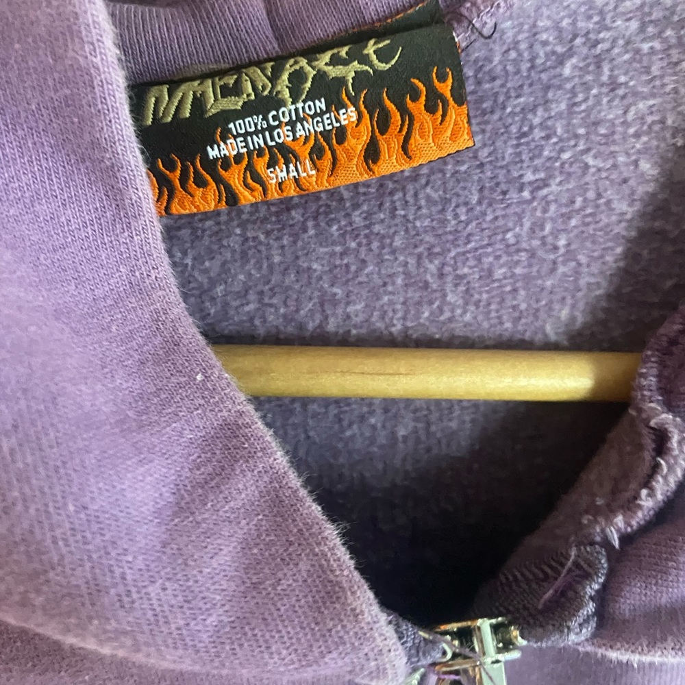 Menace - Picture 4 of 4